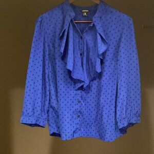 Stunning blouse with tie and ruffle v-neck
